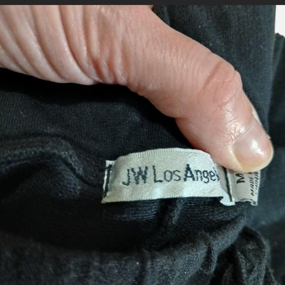 NEW Johnny Was Black Embroidered Good Vibes Only Moon Stars Rose Shorts Medium - Picture 6 of 6